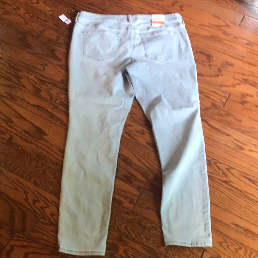 NWT 16 Light Blue Old Navy Rockstar Denim Jeans